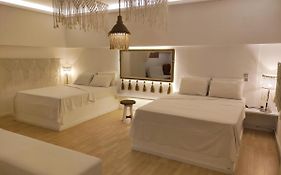 Superior Chic Family Apartment